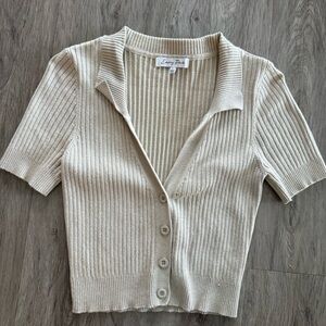 Emory Park Beige Ribbed Button-Up Crop Top (fits size small)